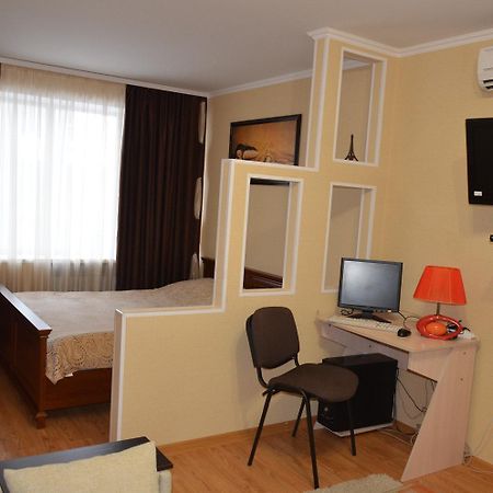 ניקולייב Apartments In The City Centre Of Nikolaev מראה חיצוני תמונה